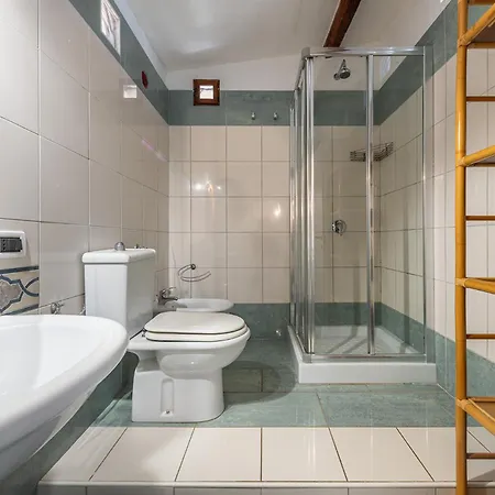 Elegante Wi-fi Gratis Con Terrazza Sul Mare Quasi A Toccare L'acqua 别墅