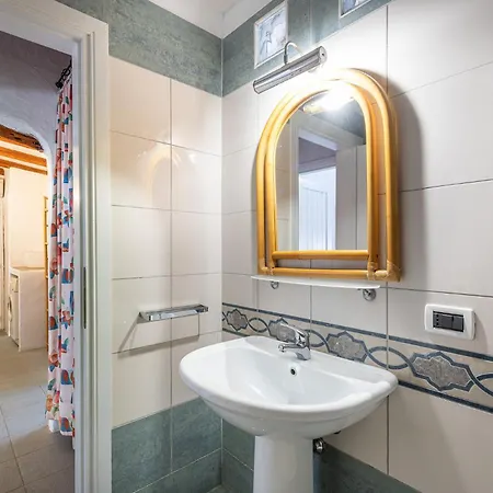 Elegante Wi-fi Gratis Con Terrazza Sul Mare Quasi A Toccare L'acqua * Campu Longu