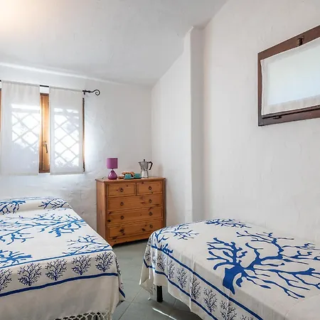 Elegante Wi-fi Gratis Con Terrazza Sul Mare Quasi A Toccare L'acqua וילה Campu Longu