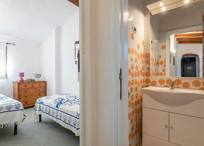 Elegante Wi-fi Gratis Con Terrazza Sul Mare Quasi A Toccare L'acqua