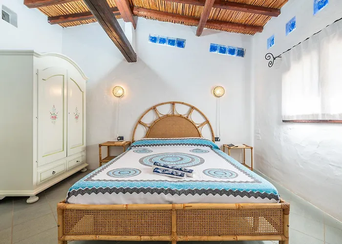 Вілла Elegante Wi-fi Gratis Con Terrazza Sul Mare Quasi A Toccare L'acqua Campu Longu