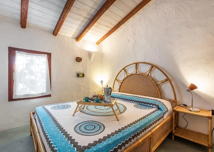 Elegante Wi-fi Gratis Con Terrazza Sul Mare Quasi A Toccare L'acqua Villa Campu Longu